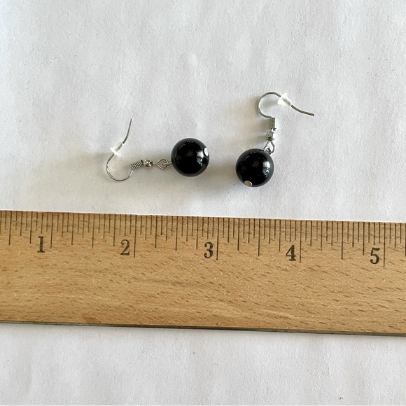 NWOT Lot of Four Pairs of Black and White and Silver Earrings - Picture 5 of 8